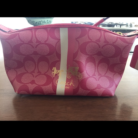 Coach Pink Purse - Picture 3 of 6